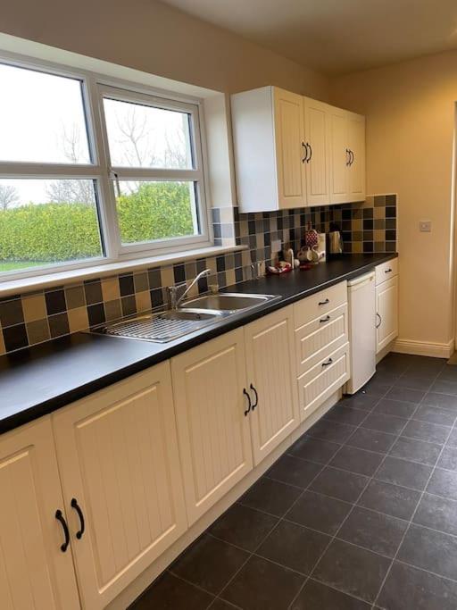 Breathnach Cottage Annex Knockleagha Ballina F26 D7E2 Bagian luar foto